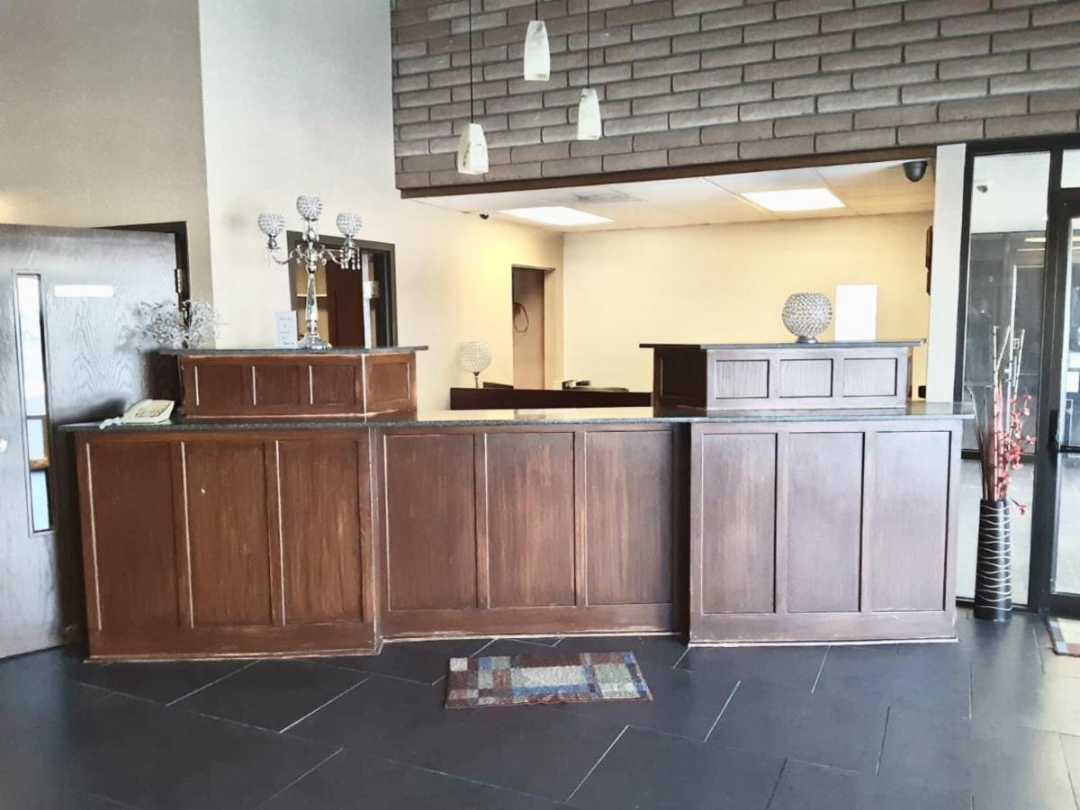 Eleven Boutique Hotel Llc Emporia Dış mekan fotoğraf