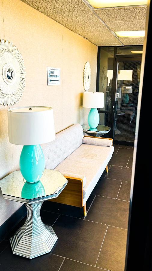 Eleven Boutique Hotel Llc Emporia Dış mekan fotoğraf